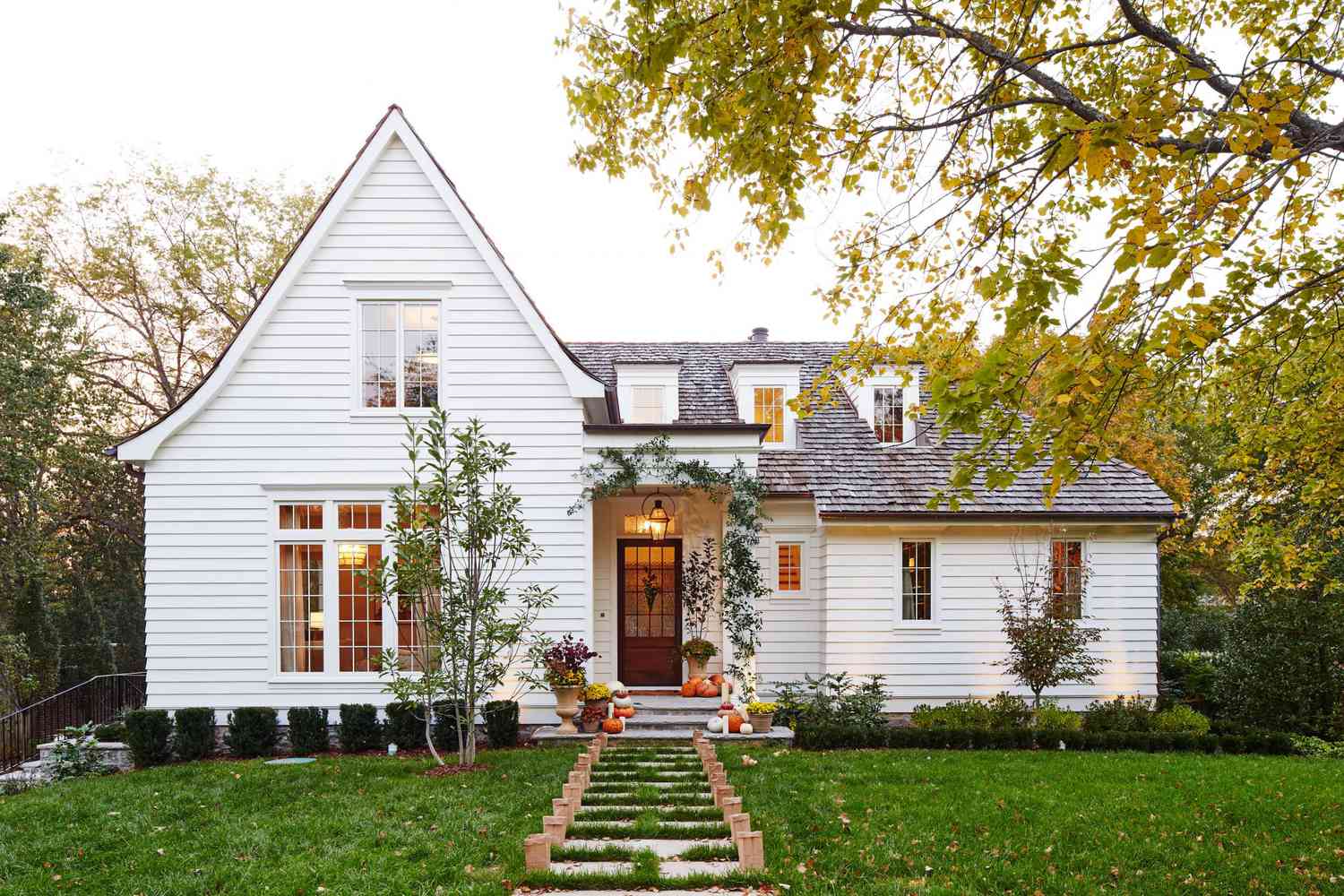 7 Exterior Trends That Will Boost Your Curb Appeal in 2025