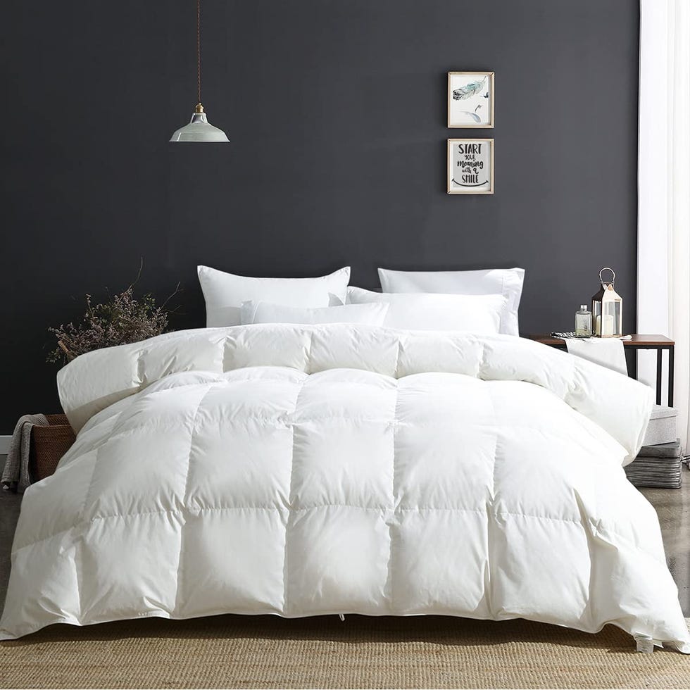 Luxurious down comforter made from 100% organic cotton