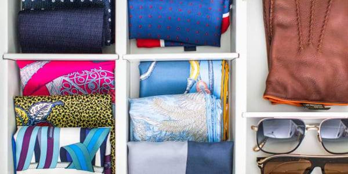 The expert shares 8 tips for reducing clutter in your Dallas home