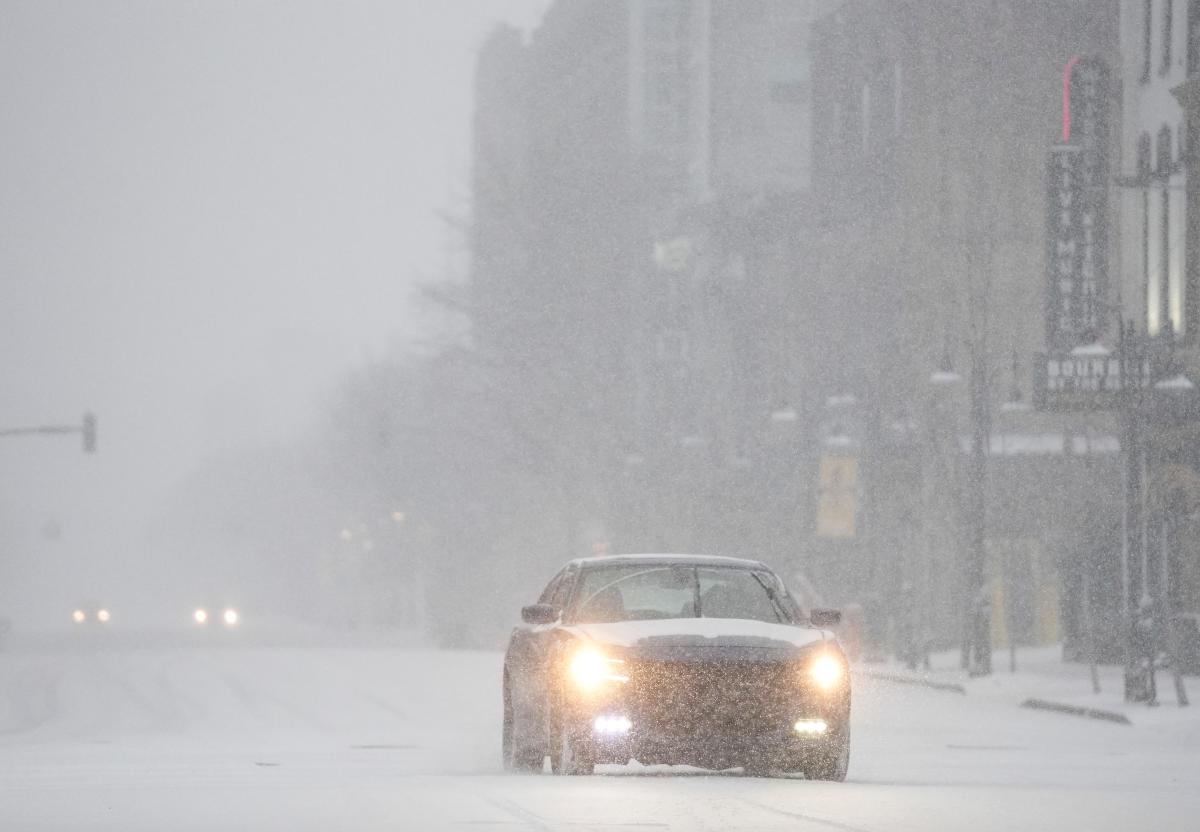 Will Home Depot and Lowes in Louisville be open during Sunday's winter storm?