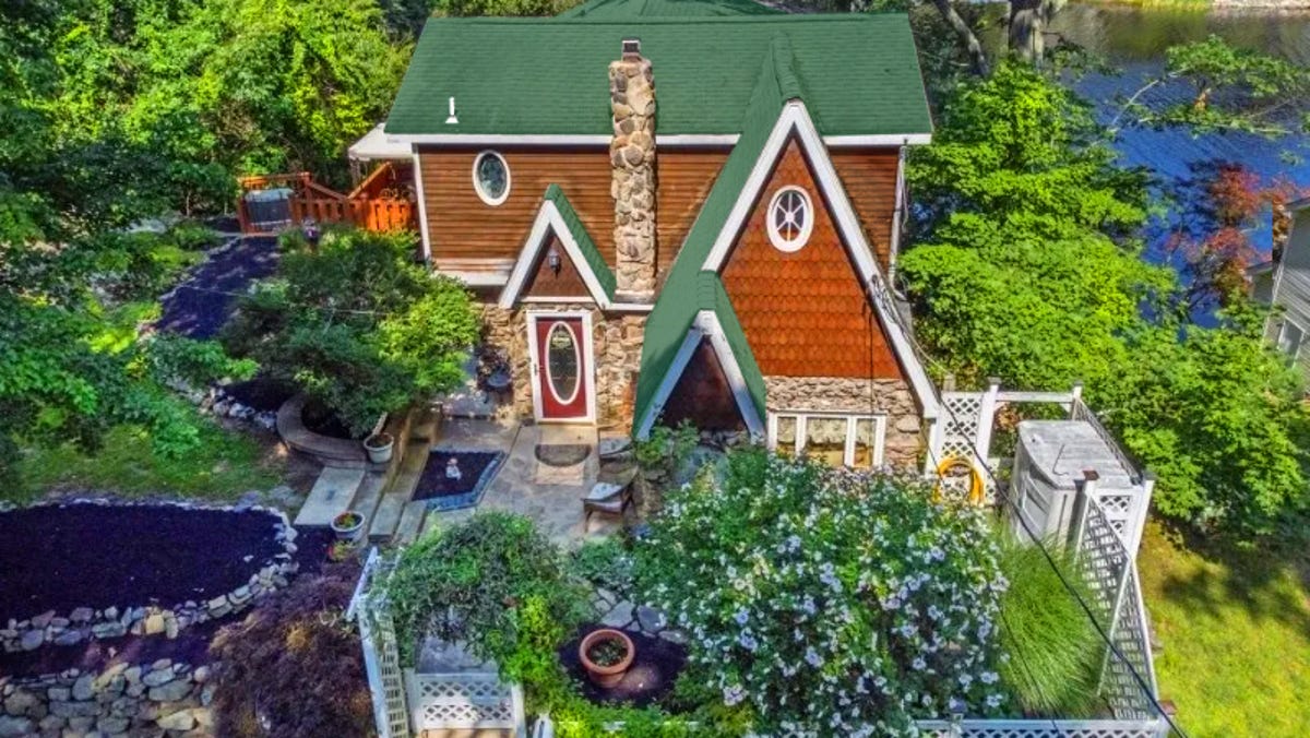 'Gingerbread House' listed for sale on the Upper Greenwood Lake NJ