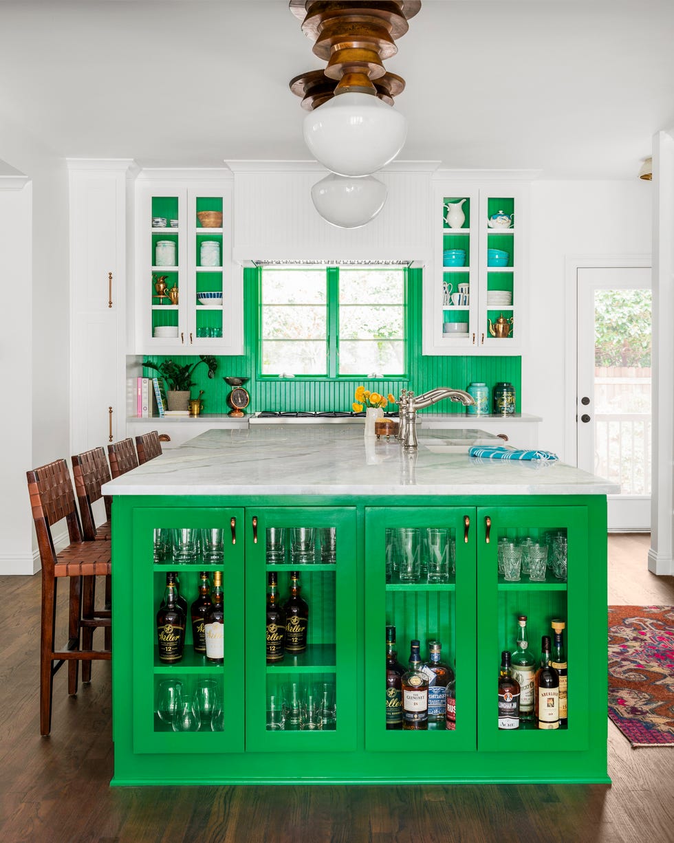 Kitchen with Kelly -Greens Cabinets