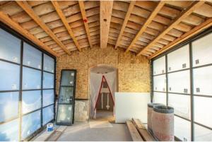 Perry Lieber's approach to construction and conversion in Santa Barbara is investigating a new article
