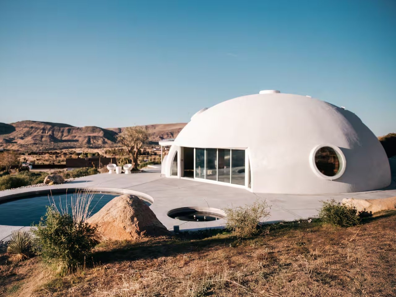 Off-Grid Living: The 5 key principles behind sustainable houses
