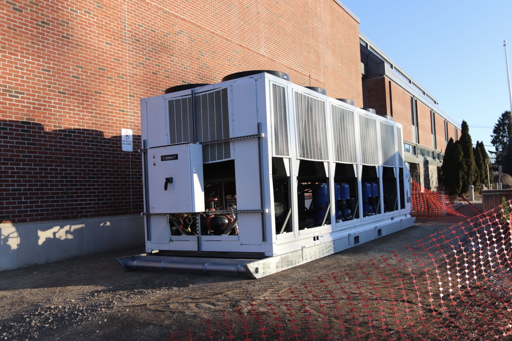 Another controversial discussion: Greenwich -Bet -Conditions Publication of 325,000 US dollars for the Ham Ave School Geothermal Hvac a & e