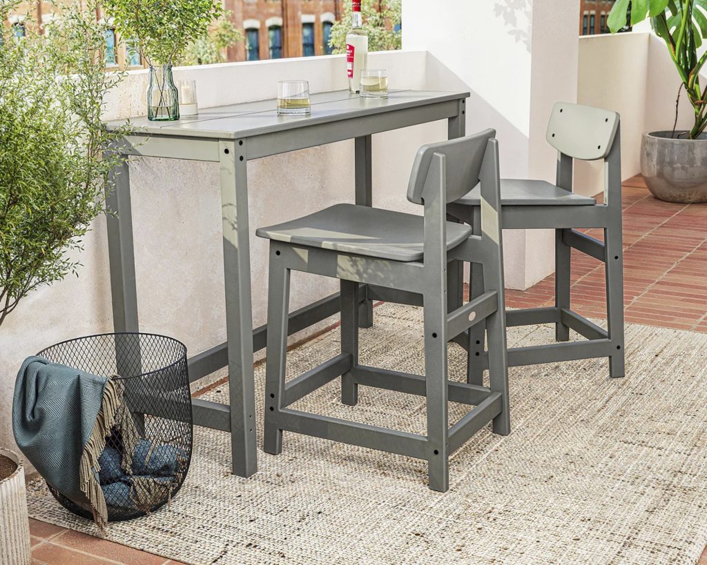 Tiny space outdoors? Transform it into an inviting retreat