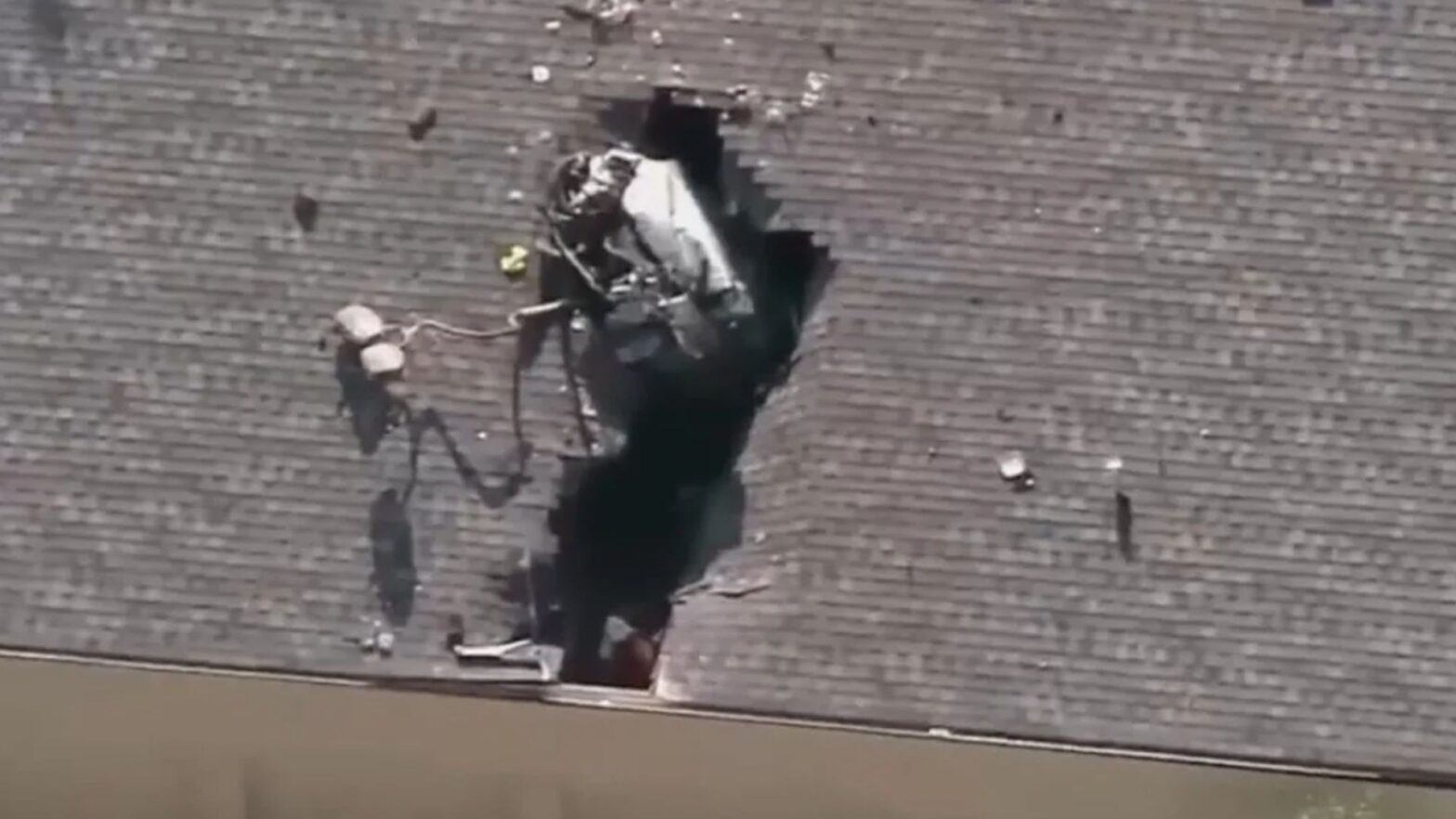 "Car embedded in the building again" - shocking moment vehicle smashed into the newly repaired roof of the veteran hall a second time