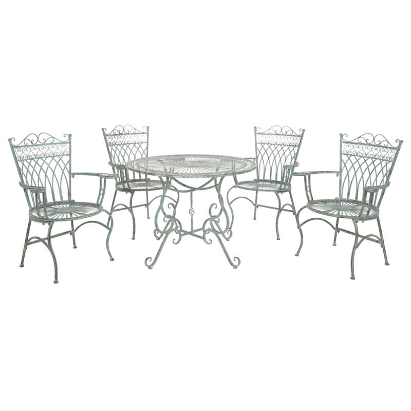Bloomsbury Market Akeyra round 4 - person 39.25