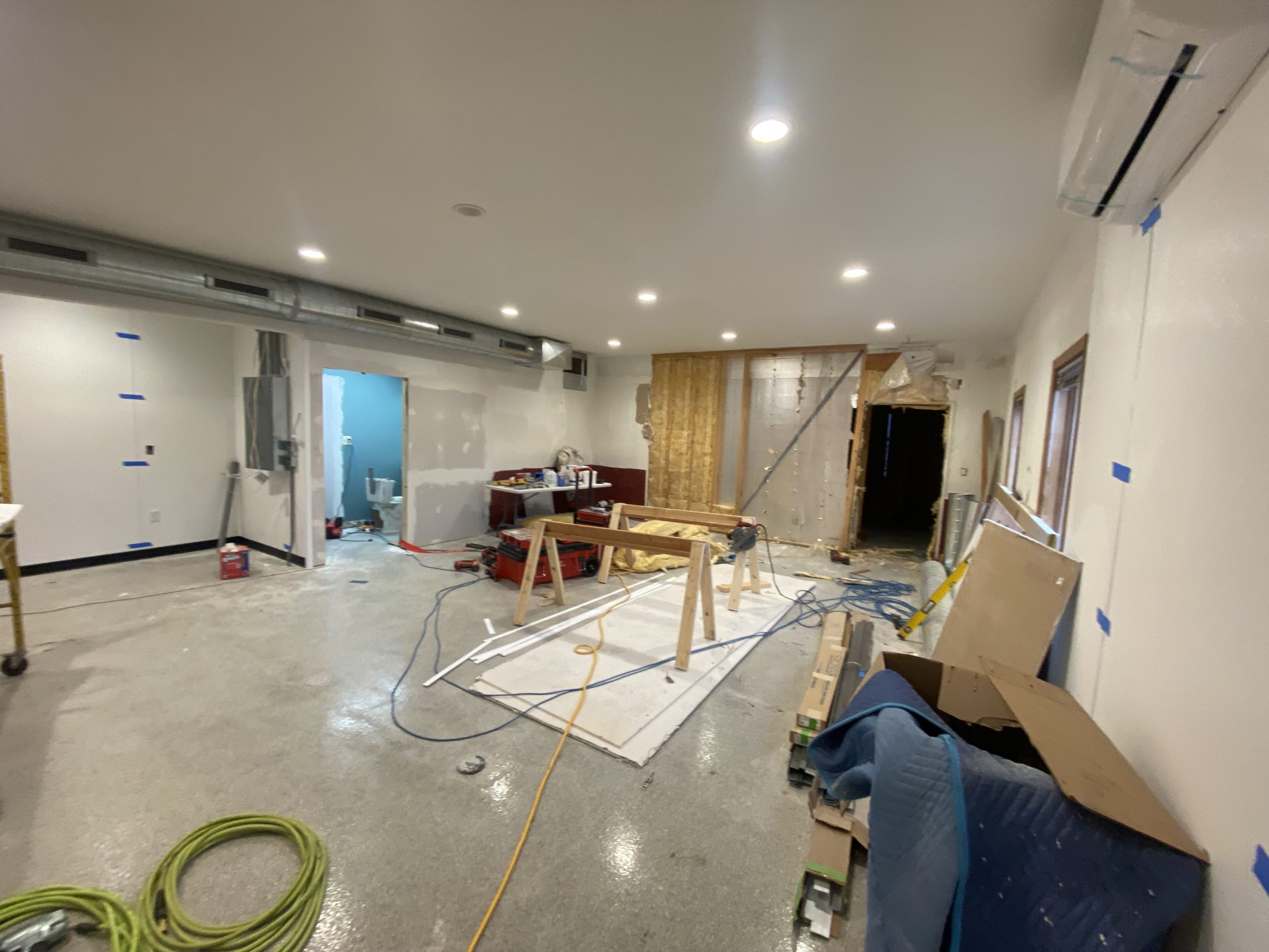 Real estate | Video | Forward Remodeling brings new roof to Eaton's fresh pizza in the River Road in West Bend, Wi