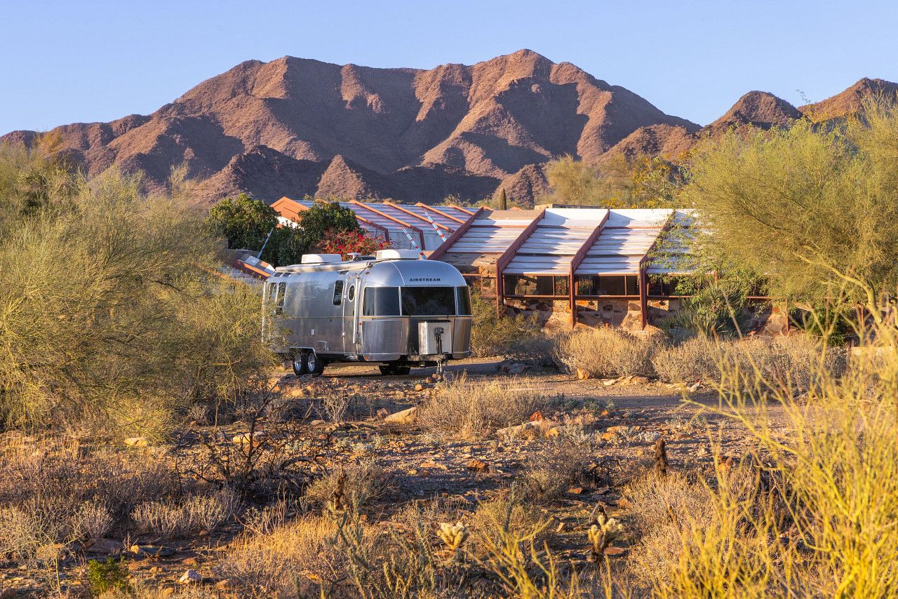 Frank Lloyd Wright never built his caravan. Now he has an air power
