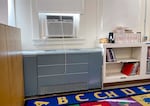 The library of the Mosier Community School has the only air conditioning system in the building. It sits on the more than 100 -year -old heating, which warms the school with oil. The Mosier Community School was recently awarded a federal scholarship for improvements in energy efficiency for school, e.g.
