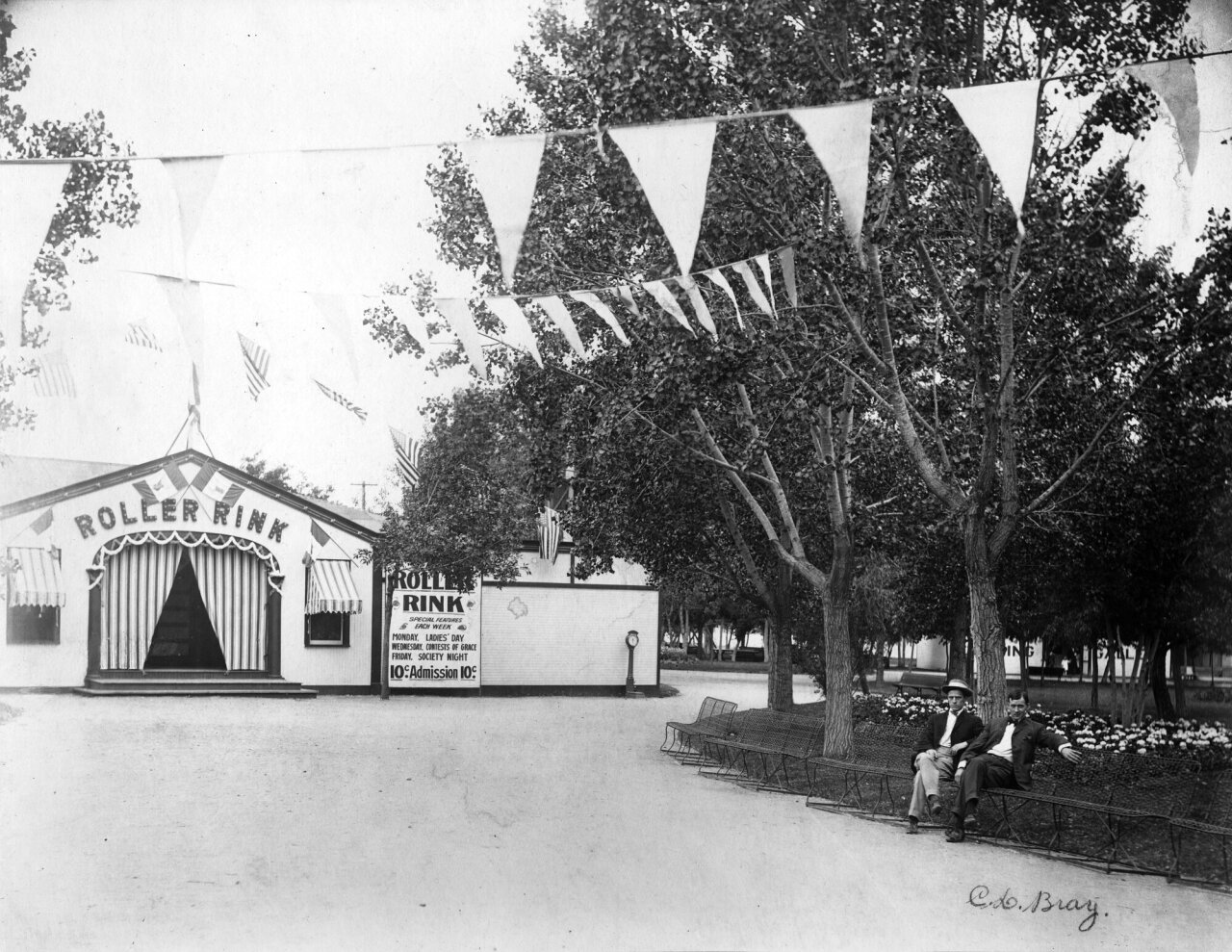 Former amusement park on Sloan's Lake Manhattan Beach