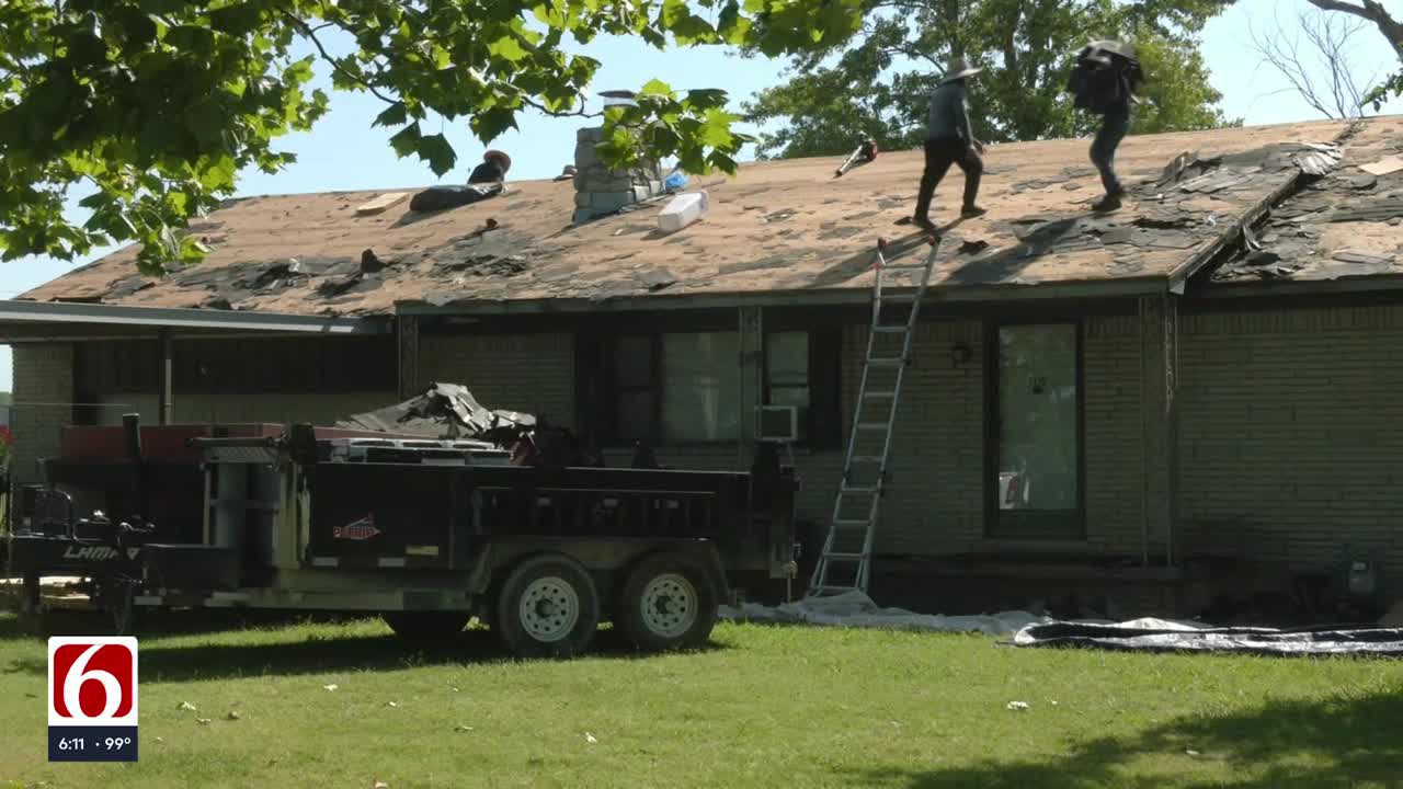 Owasso Man Batting Cancer gets a new roof thanks to the neighbor, local business, gets a new roof