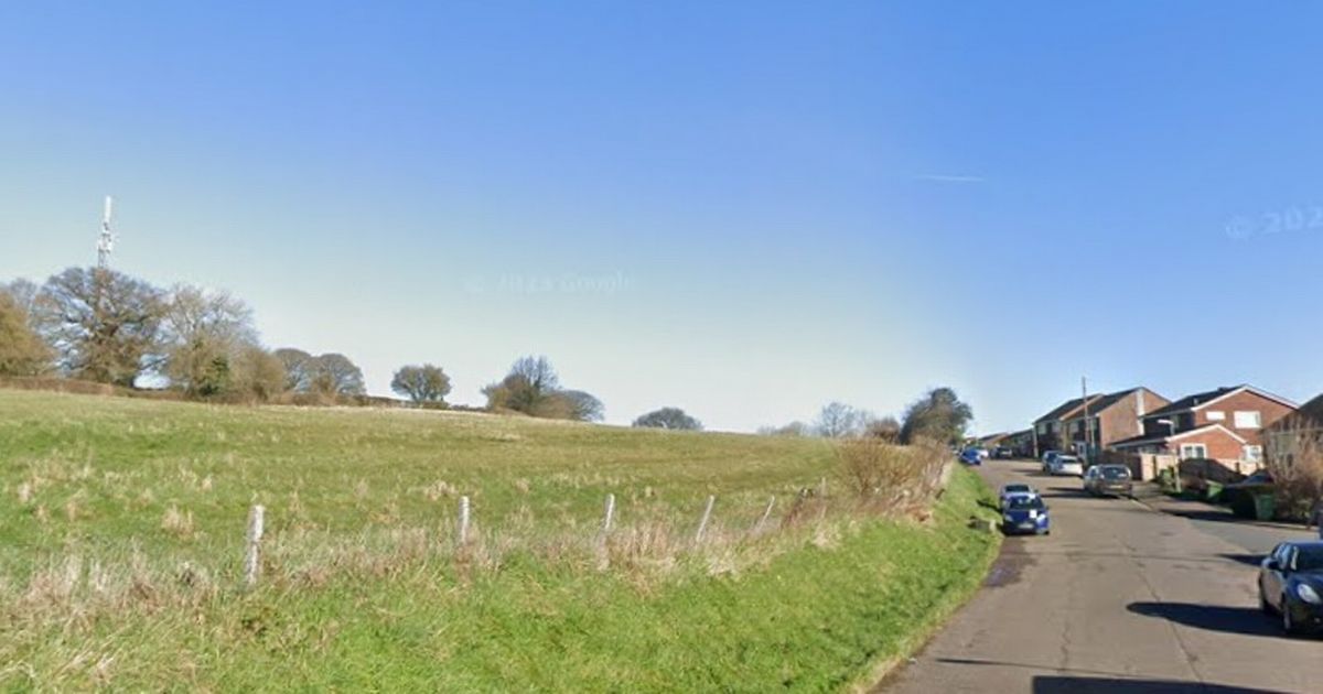 Refusal to blow up exeter green fields housing plan
