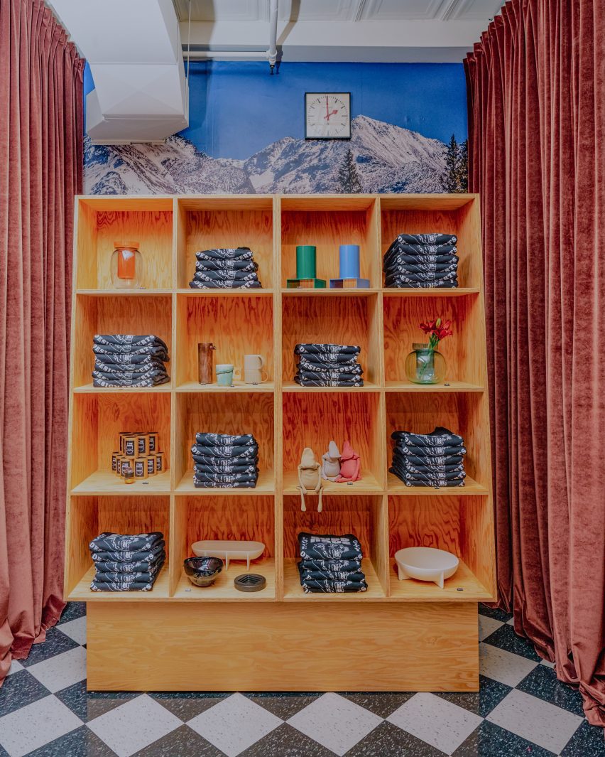Objects and merch that are stored in wood unit