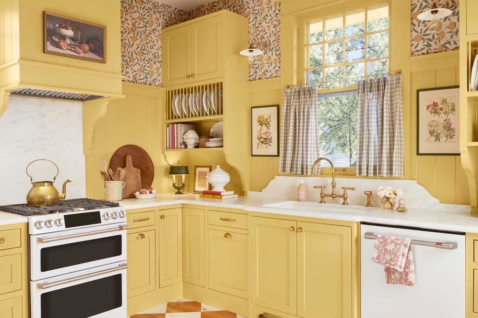 A yellow kitchen
