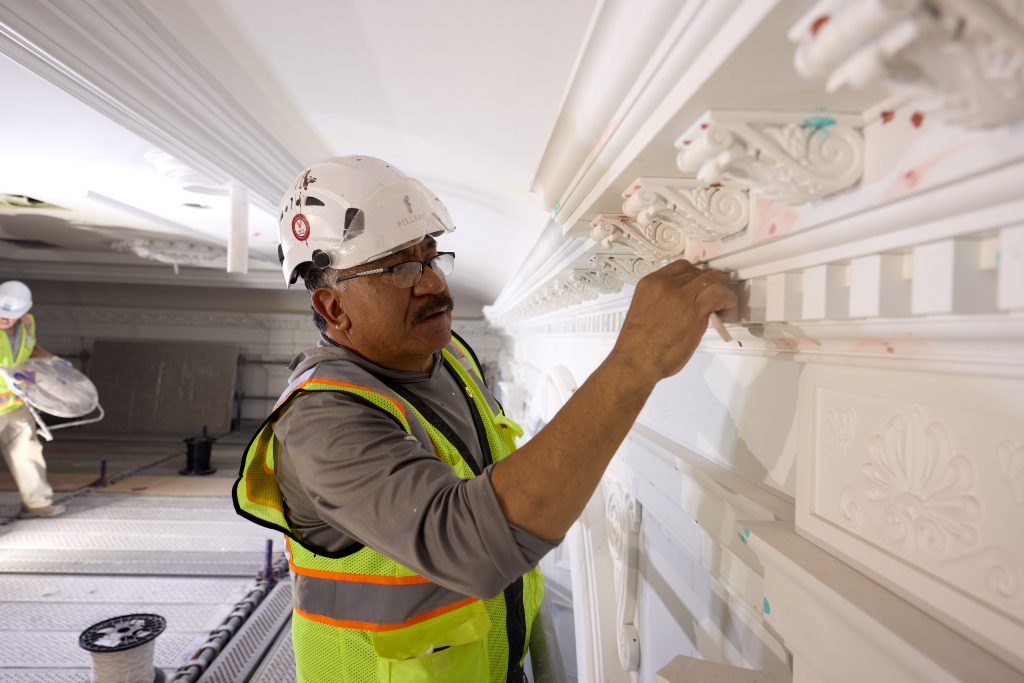 New photos of the renovation of Temple Square - September Progress