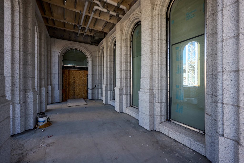 New photos of the renovation of Temple Square - September Progress