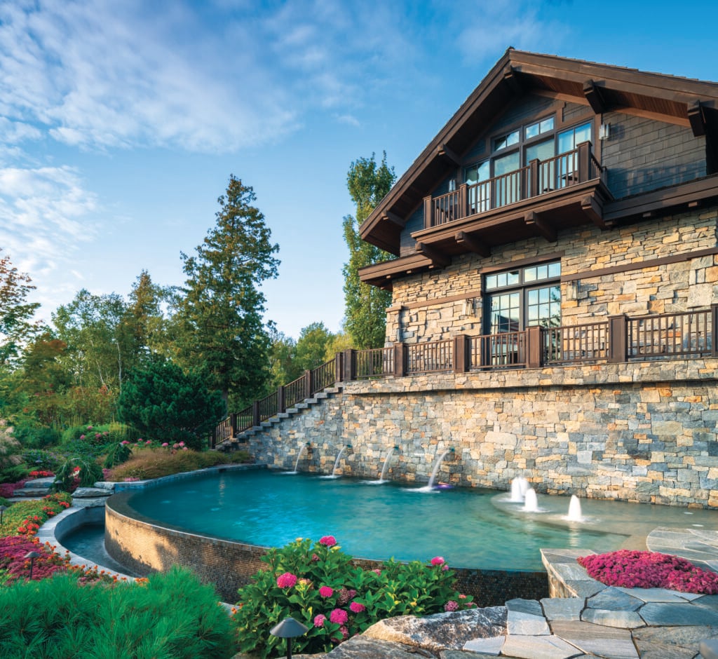 Privacy was the key for the owners, so various walls, trees and other design elements around the pool and the back yard were installed to ensure that customers can enjoy their new home in peace. (Photo: Chris Major)