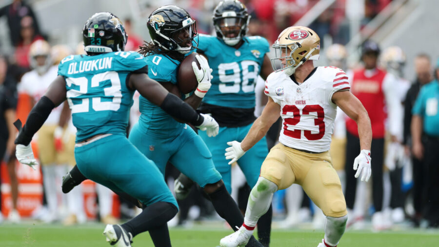Former Utah LB Devin Lloyd attracts the second intercept of the season
