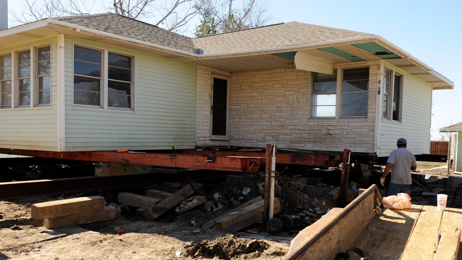 How states can successfully implement house height projects with the Army Corps of Engineers