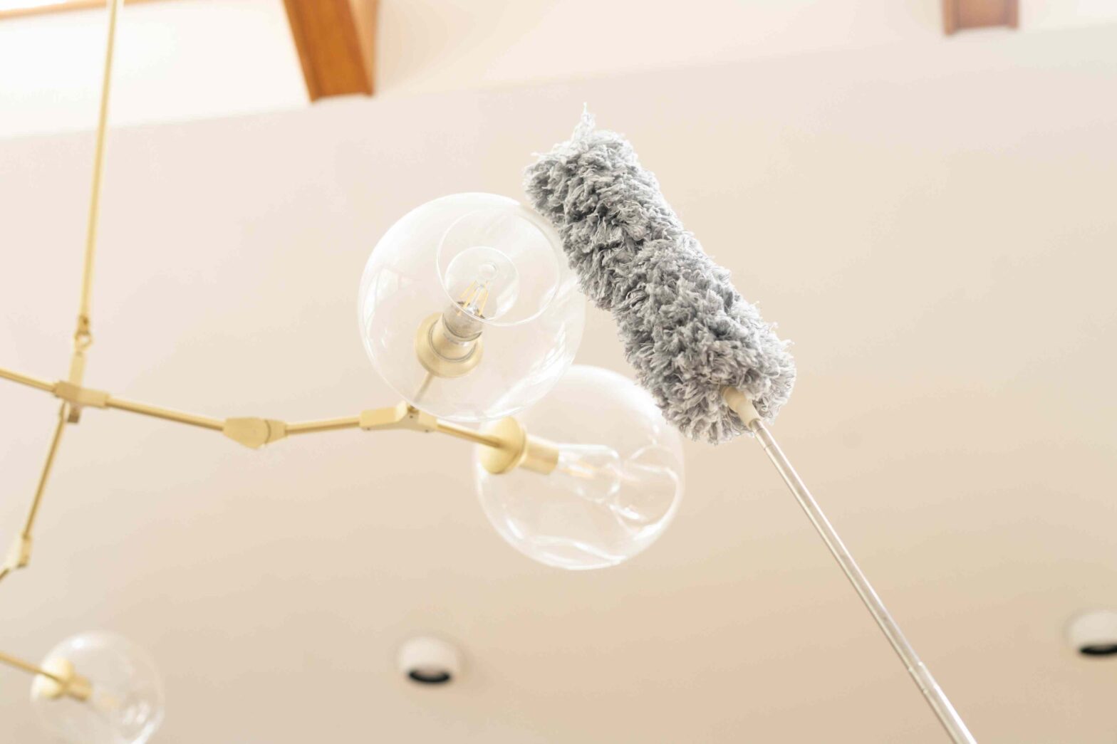 How to clean a lighting treatment that you cannot achieve according to cleaning professionals