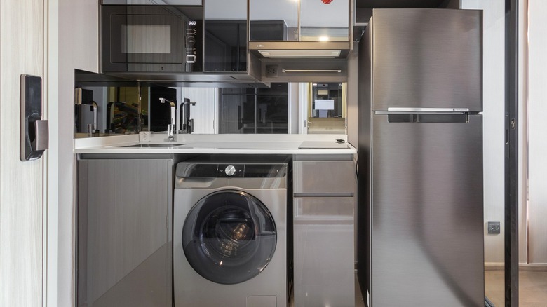 Different individual kitchen appliances.