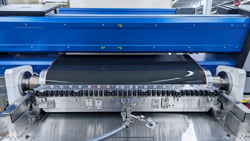 Loaded EVS | Dürr Systems debut two-sided simultaneous electrode coating for battery cell-oems