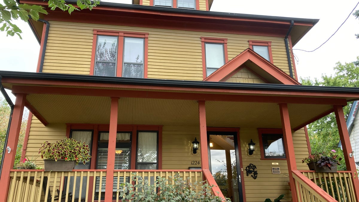 Tour historical restoration of houses in the Moines' River Bend