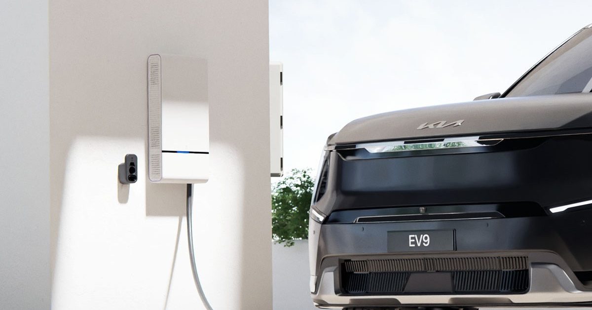 With wallbox chargers, Kia EV9 can supply households with electricity for the first time