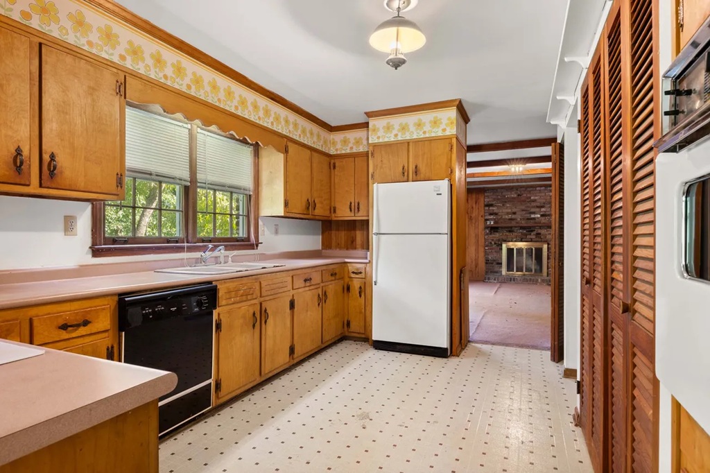 'Stranger Things' home for sale in Atlanta: The Wheeler family home is listed for $350,000
