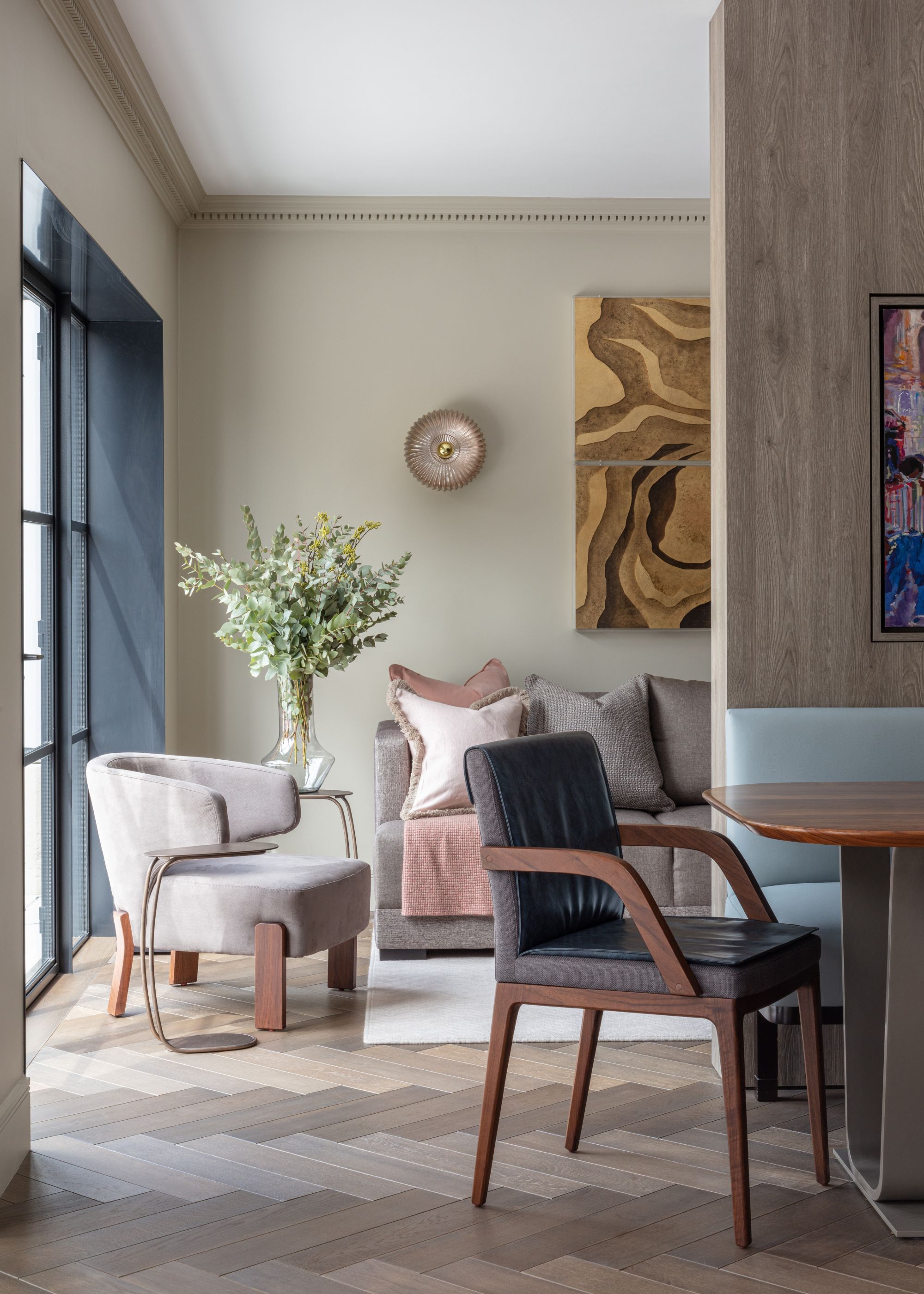 Are anthracite-colored windows and doors out of fashion? What…