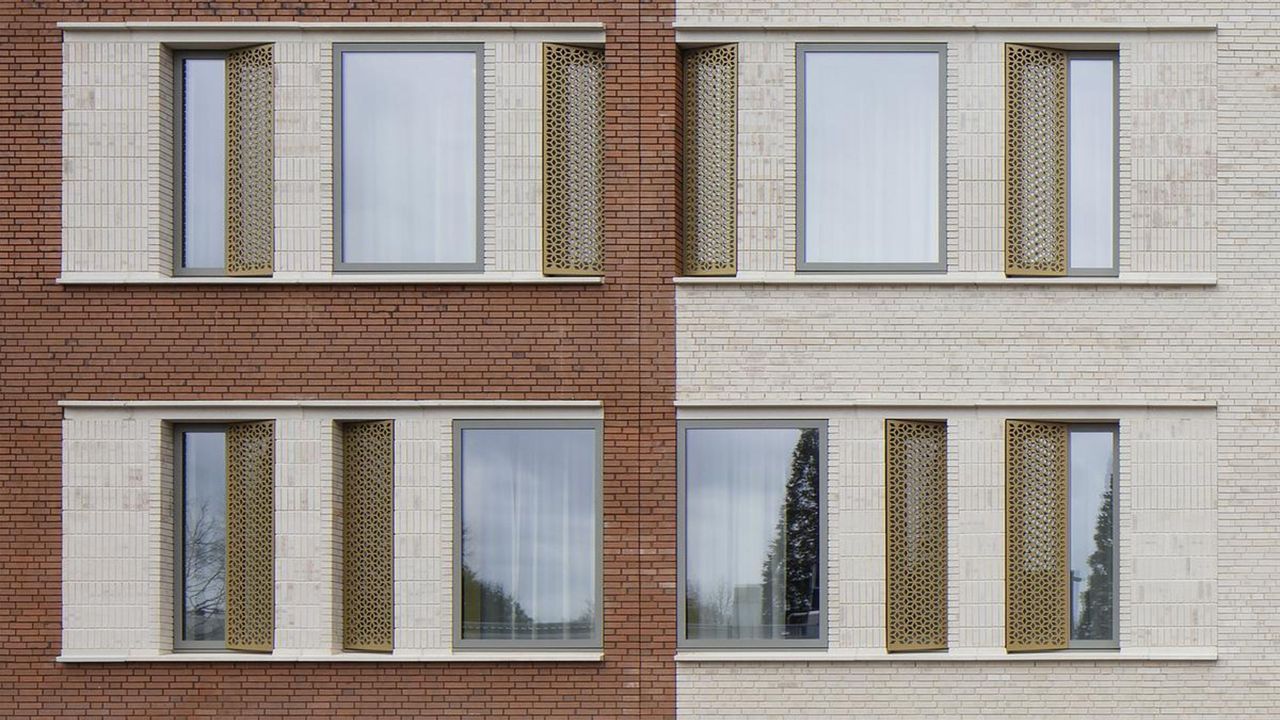 Are anthracite-colored windows and doors out of fashion? What…