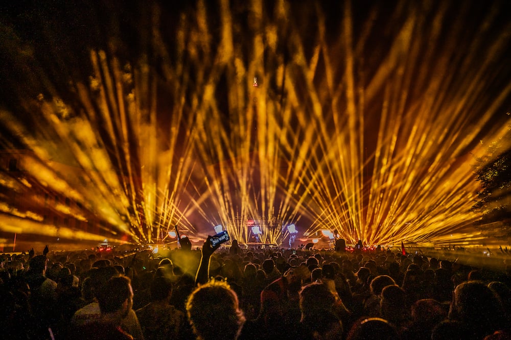 92 Claypaky Ultimo Sharpys light up Denver's Civic Center Park for a dynamic performance from DJ Sammy Virji