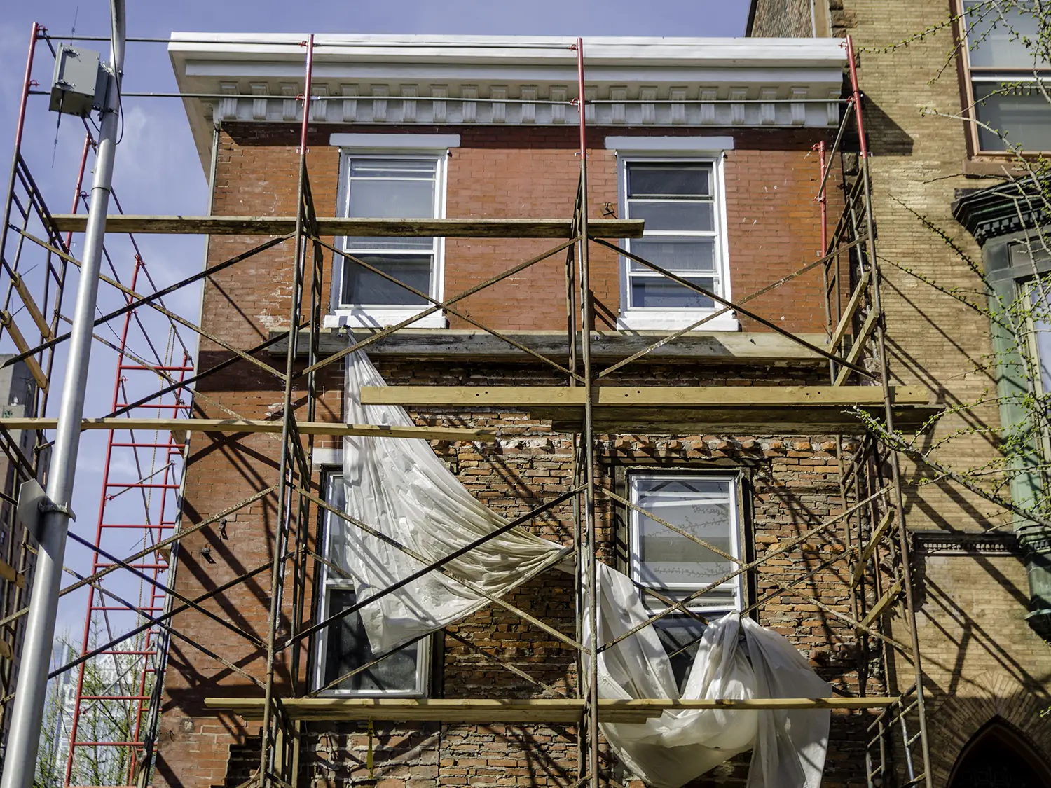 Ask Veronica: Why is scaffolding so expensive right now?