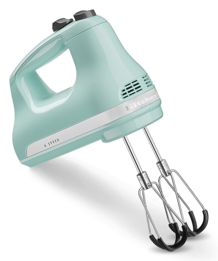 6-speed hand mixer with flex-edge beaters