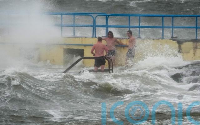 Restoration of power to Storm Amy could take until the beginning of next week