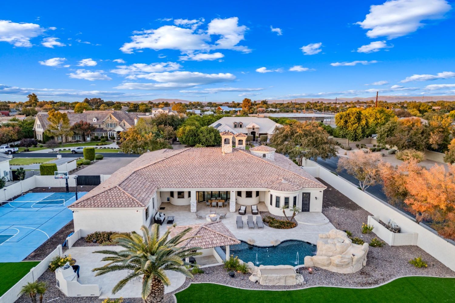 These Valley homes take pickleball amenities to the next level