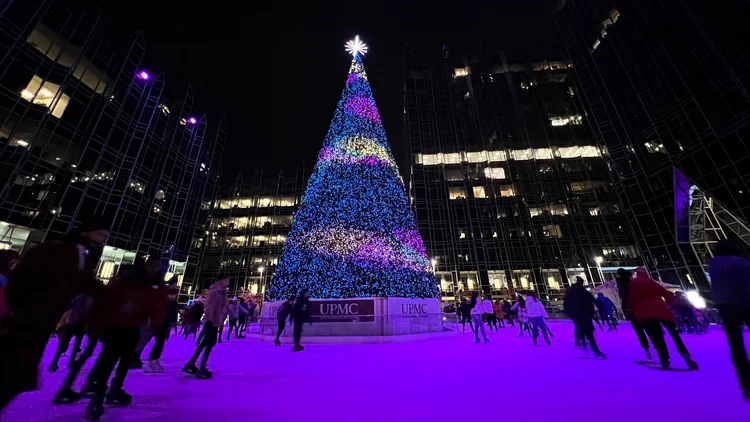 Holiday Lights Guide 2025: 13 Places to See Twinkling Light Displays in the Pittsburgh Area