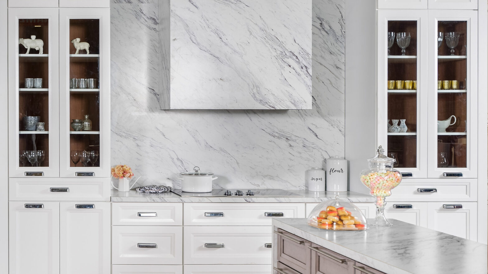 In Stock Today: Cabinets responds to the increasing demand for white oak kitchen cabinets as part of the biophilic design trend