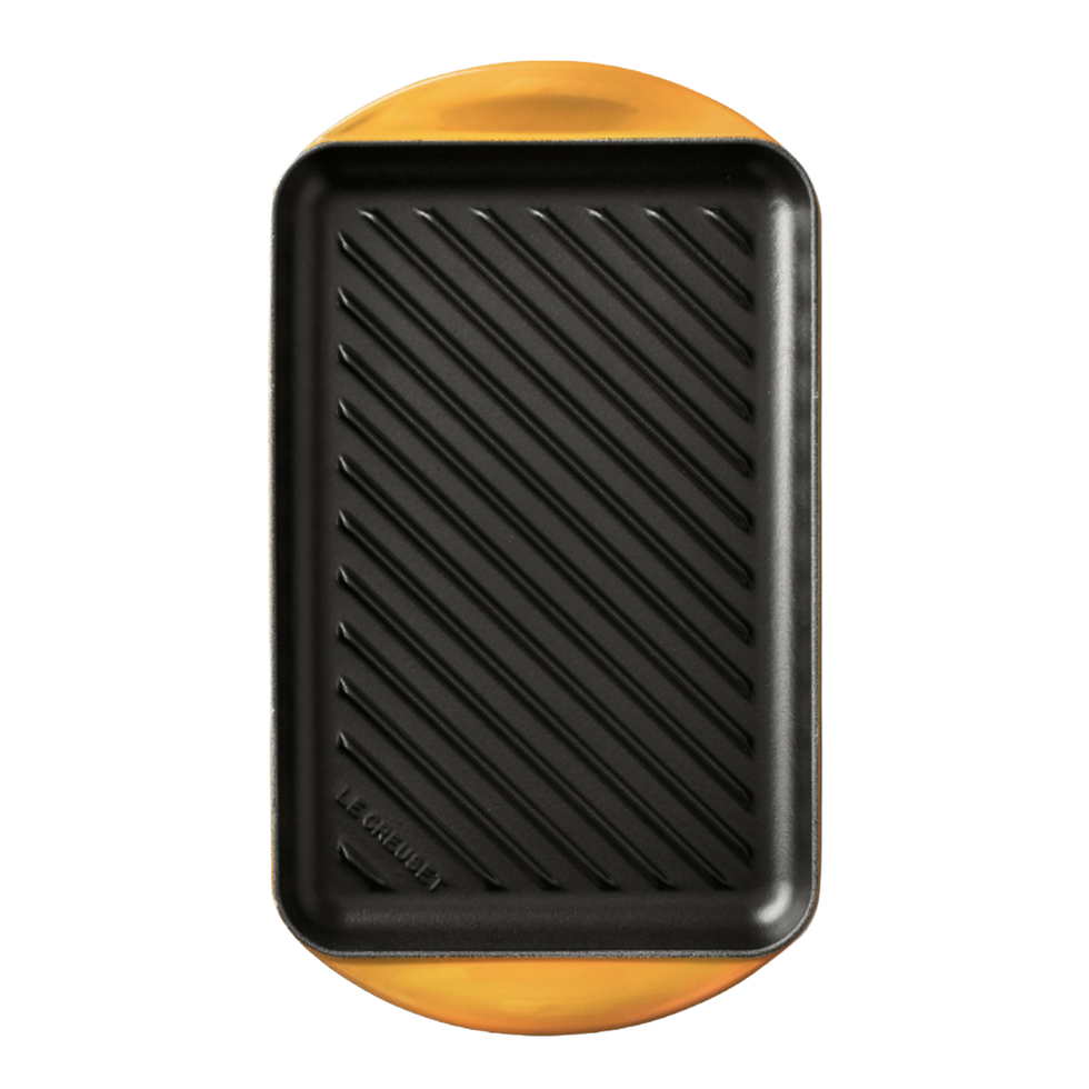 Narrow grill made of enameled cast iron Narrow grill made of enameled cast iron